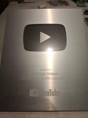 YouTube Silver 100000 subscribers authentic plaque like new