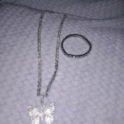 Jewelry set bracelet with necklace like new