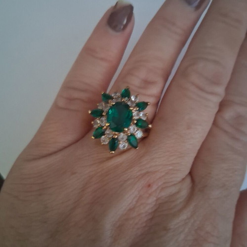 Vintage Atelier cocktail ring size 54, like new, green and gold