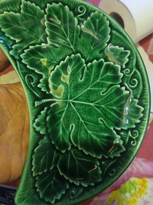 Vintage Wedgwood Majolica crescent dish 21cm like new
