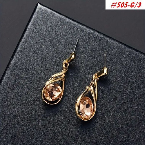 Necklace and earrings set of 3 pieces golden color, new