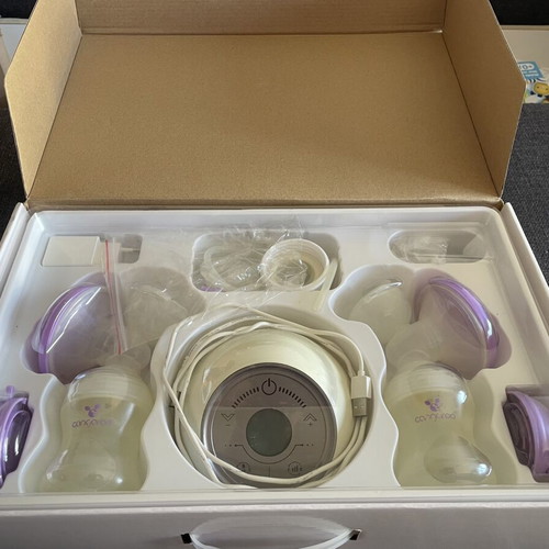 Cangaroo breast pump like new