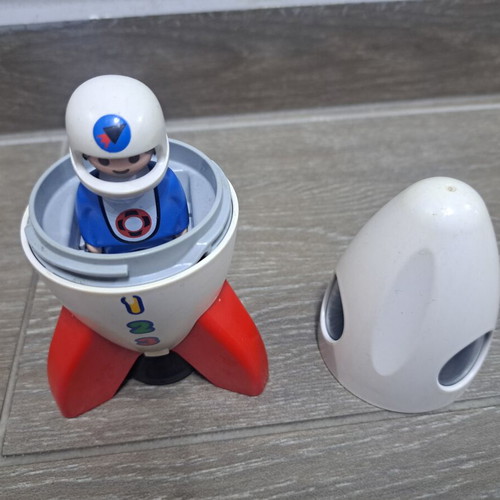 Playmobil rocket with astronaut used, 1 2 3