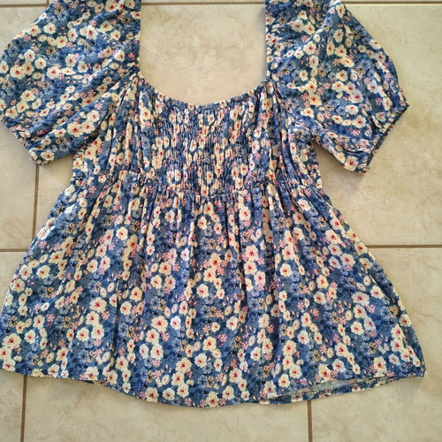 Women's cotton blouse blue with white flowers like new