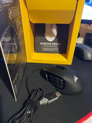Corsair Scimitar Pro RGB σαν καινούργιο gaming ποντίκι
