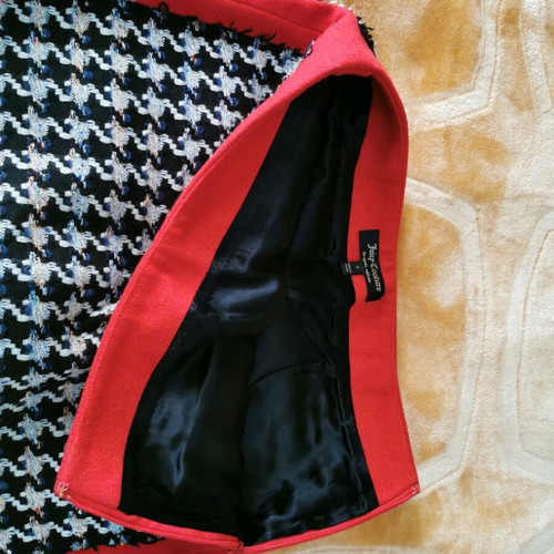 Juicy Couture skirt used, no2, red with lining tear