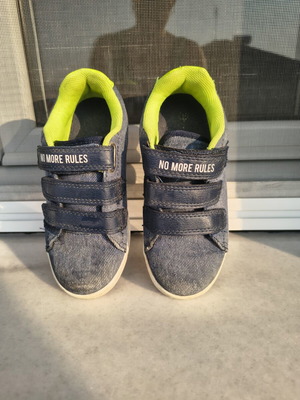 Sprox casual shoes size 32 for boys, blue