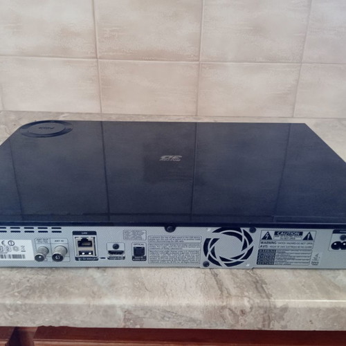 Samsung Bluray Recorder used with wireless internet and Netflix