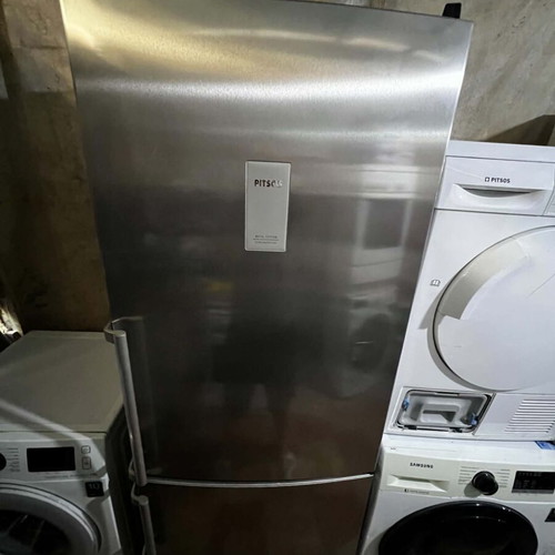 Pitsos Full No Frost Refrigerator Freezer like new, energy class