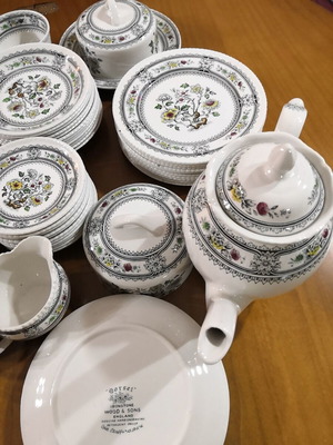 Porcelain coffee and tea serving set Wood & Sons Dorset 65 pieces like new