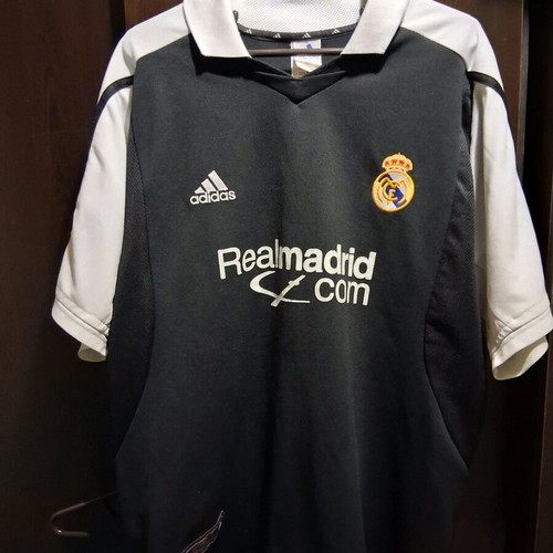 Real Madrid Away Jersey size Medium like new authentic