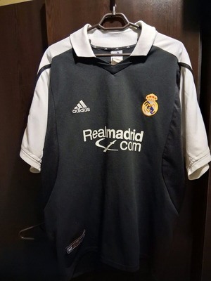 Real Madrid Away Jersey size Medium like new authentic