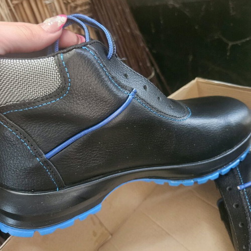 Work shoes new, size 41, black