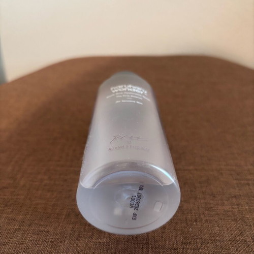 Haruharu Wonder Black Rice Hyaluronic Toner like new