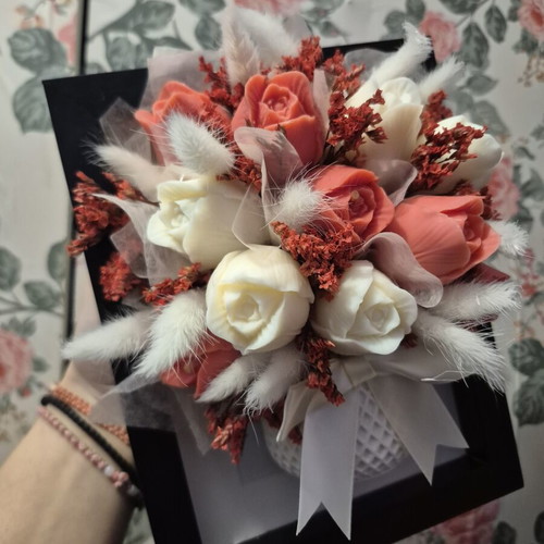 Flower candle bouquet in frame new