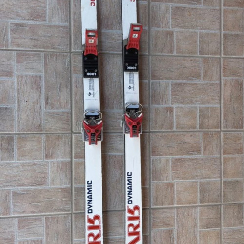 Dynamic VR15 skis with Look JET bindings used