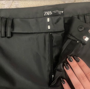 Zara δερμάτινο παντελόνι