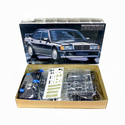 Fujimi Mercedes Benz 190E 2.5-16 Evolution II 1:24 Model Kit new
