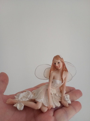 Ceramic figurine, 7 cm height