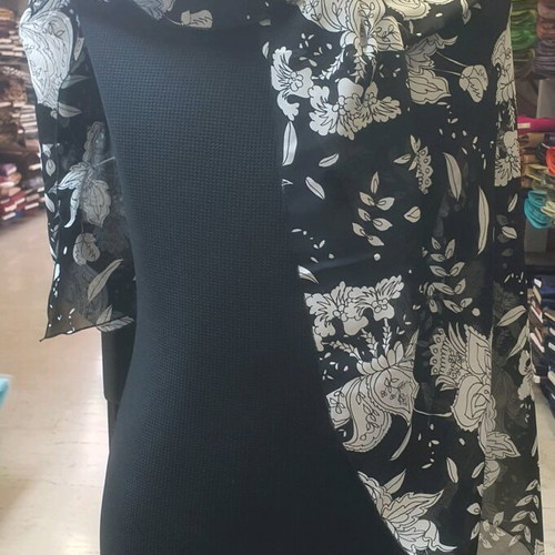 Printed pashmina scarf new 2 meters by 75 width