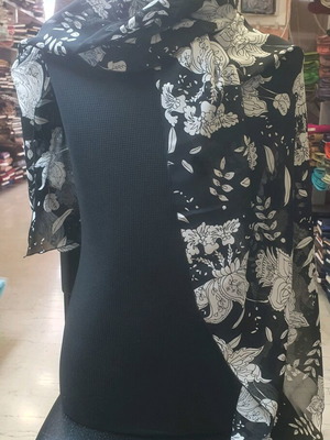 Printed pashmina scarf new 2 meters by 75 width