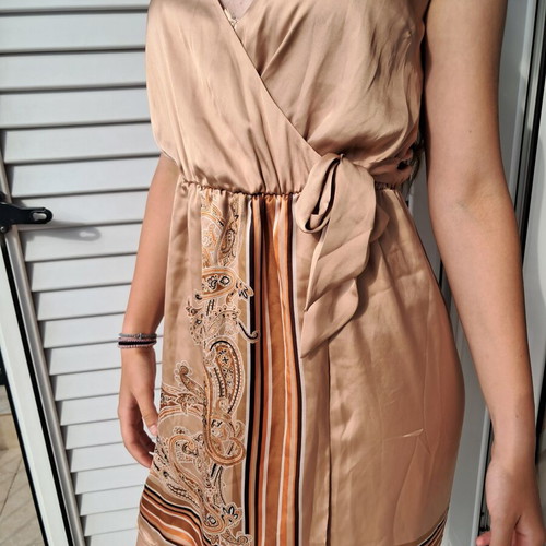 Toi & Moi satin wrap dress Medium used, nude paisley pattern