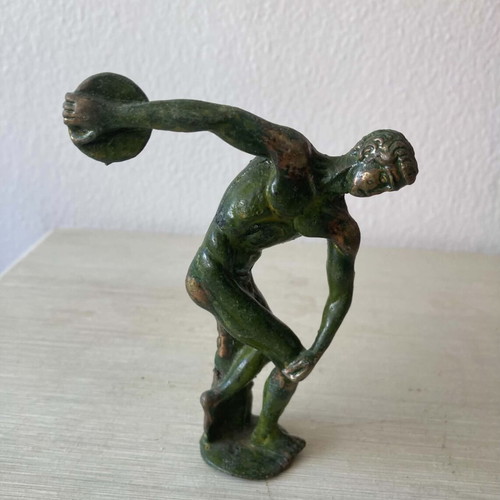 Discobolus bronze replica like new