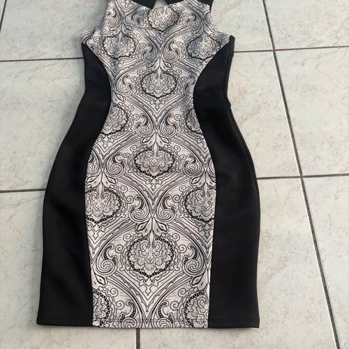 Incity cold dress with pattern, size 42