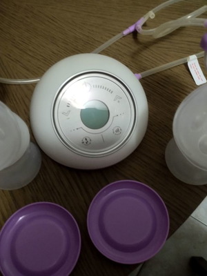 Cangaroo Elegance double electric breast pump used