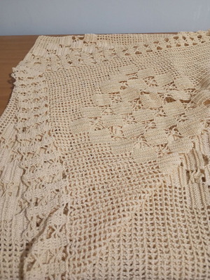 Handmade tablecloth like new