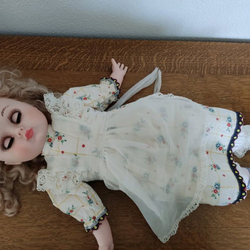 Vintage Italian Effe Franca doll used with stains on dress