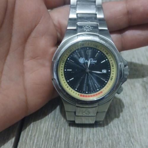 Men's watch like new, working with one battery