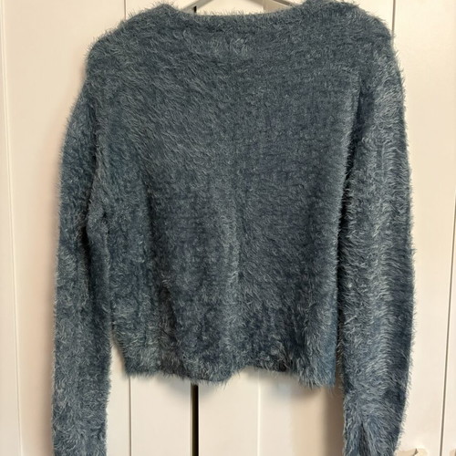 Blue sweater like new