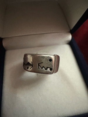 Silver 925 ring used with hieroglyphic engravings