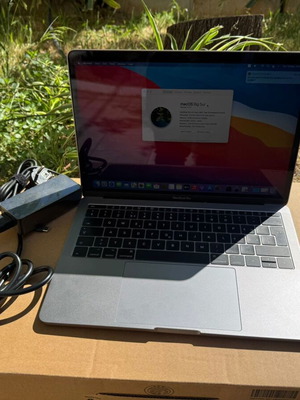 Apple MacBook Pro Retina 13.3” A1708 i5 8GB SSD σαν καινούργιο