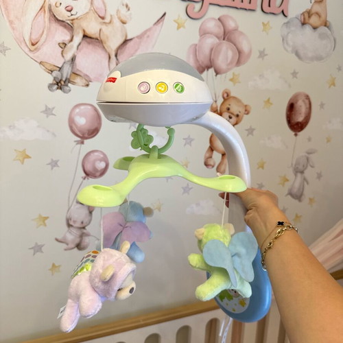 Fisher-Price musical baby mobile like new