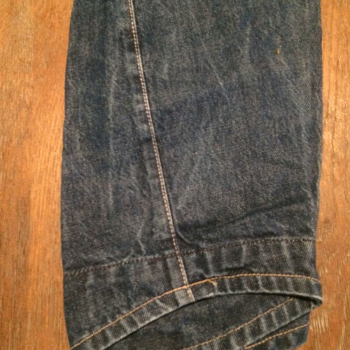 VINTAGE LEVI'S TWISTED SEAMS JEANS