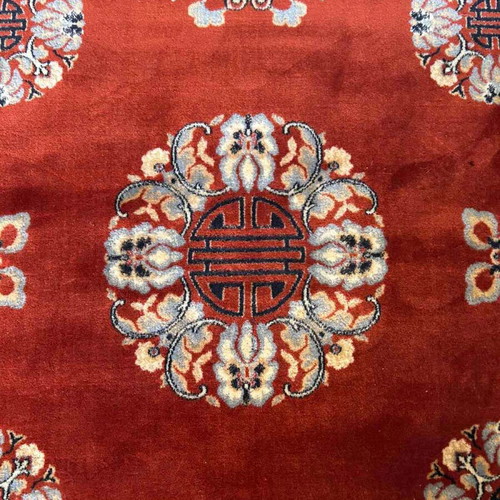 Machine-made red rug 100% wool like new 3.10x1.85