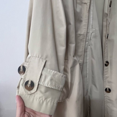 Spring coat gabardine like new, color sand