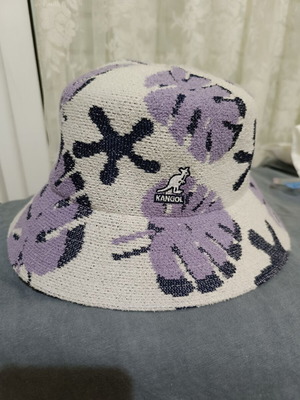 Kangol women's bucket hat, purple and white, size XL