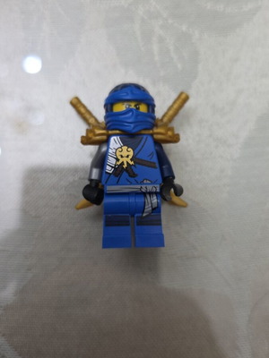 LEGO Jay Honor Robe Minifigure like new with Wrap and Shoulder Armor