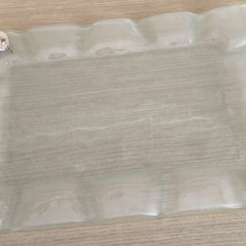 Glass Serving Tray like new, 35x25 cm, wavy design with silver leaves