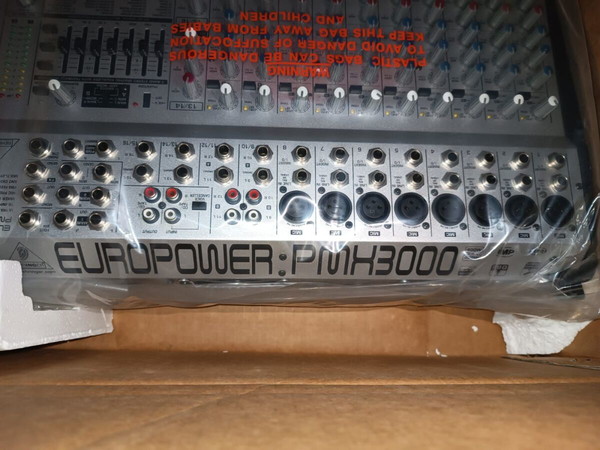 BEHRINGER PMH-3000 - € 200,00 - Vendora