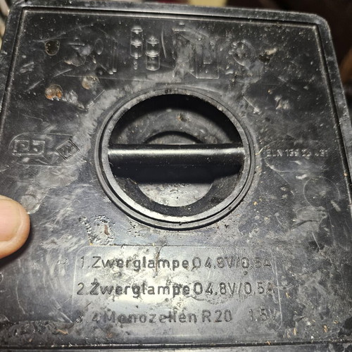 Vintage work safety lamp with two scales and carrying handle