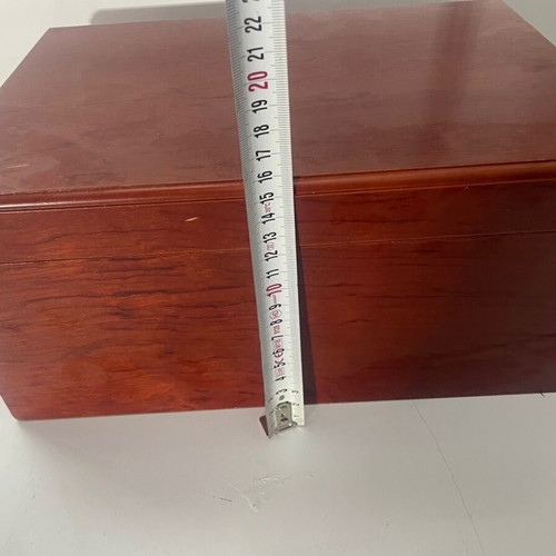 Cherry Wood Cigar Humidor like new with free car gift