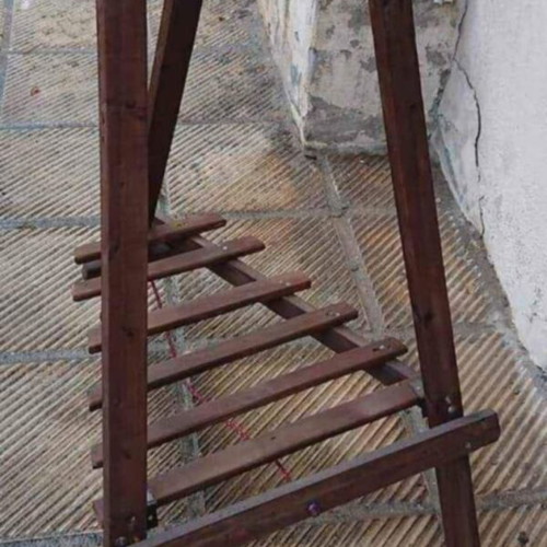 Wooden heavy-duty easel handmade like new