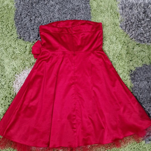 Staples dress red with bow, like new, size M