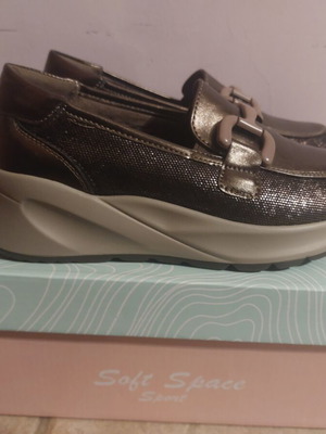 Loafers women's metallic bronze with decorative buckle, like new, size 37