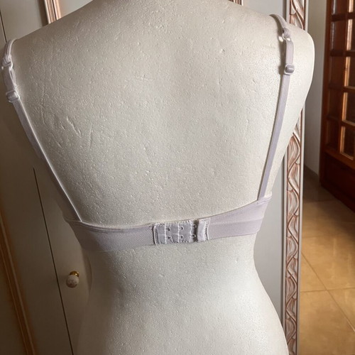 Bra like new, white