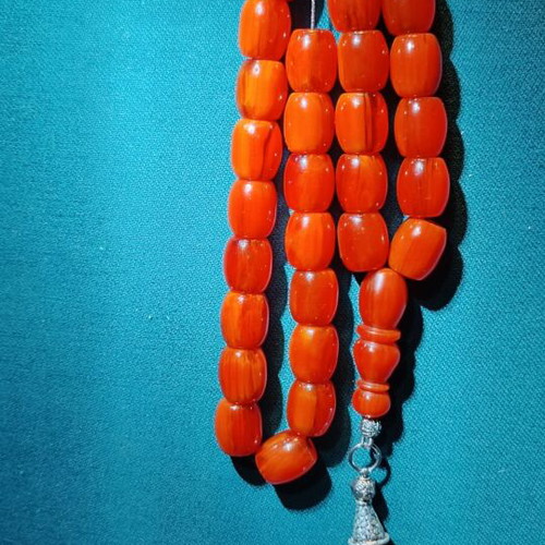 Mastic komboloi with silk tassel, 33 beads, pine scent